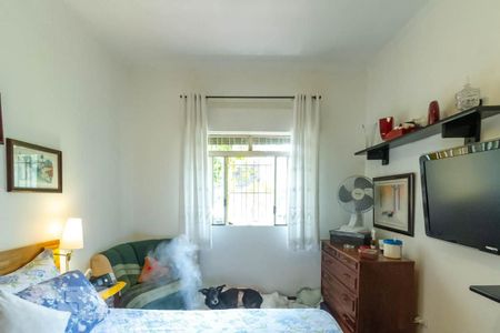 Casa à venda com 269m², 3 quartos e 5 vagasQuarto 2