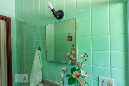 Casa à venda com 269m², 3 quartos e 5 vagasEseplho