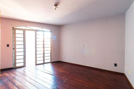 Casa para alugar com 186m², 3 quartos e 2 vagasSuíte Master