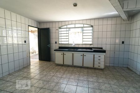 Cozinha de casa para alugar com 3 quartos, 186m² em Setor Sudoeste, Goiânia