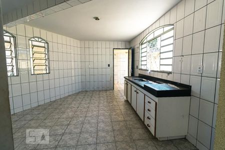 Cozinha de casa para alugar com 3 quartos, 186m² em Setor Sudoeste, Goiânia