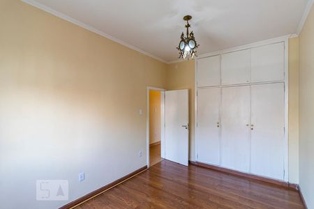 Apartamento à venda com 140m², 3 quartos e 1 vagaQuarto 2