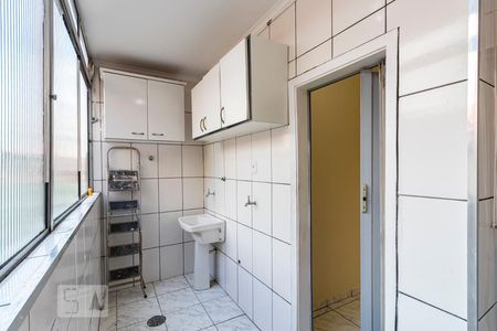 Apartamento à venda com 140m², 3 quartos e 1 vagaÁrea de serviço