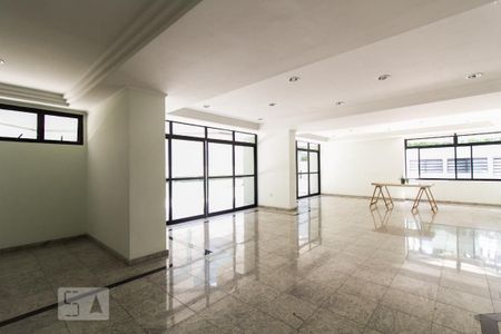 Apartamento para alugar com 500m², 4 quartos e 3 vagasÁrea comum - Salão de festas