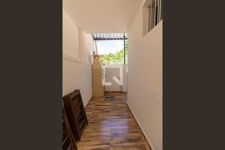 Casa de condomínio à venda com 130m², 3 quartos e 1 vagaCorredor