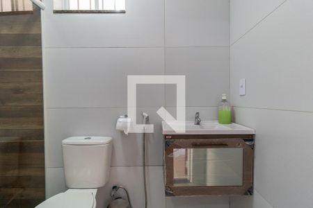 Casa de condomínio à venda com 130m², 3 quartos e 1 vagaBanheiro