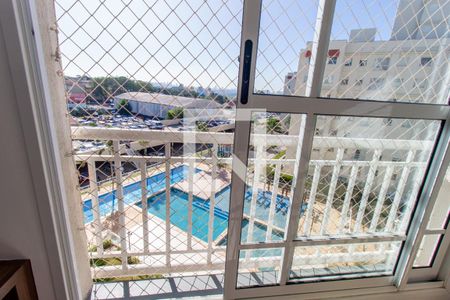 Vista da Sala de apartamento para alugar com 2 quartos, 53m² em Campo Comprido, Curitiba