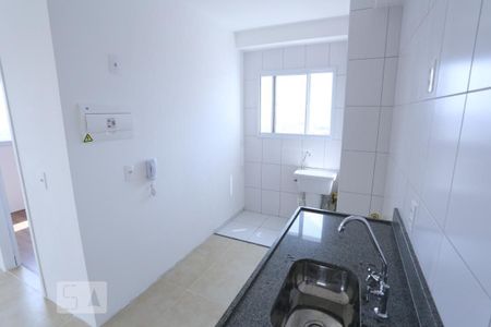 Apartamento à venda com 38m², 2 quartos e 1 vagaCozinha e Área de Serviço