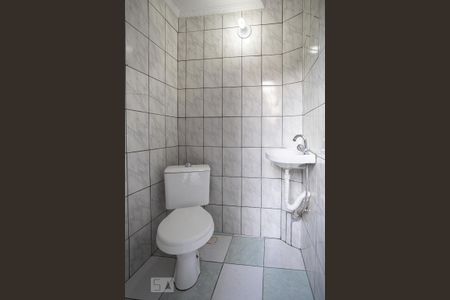 Casa à venda com 130m², 2 quartos e 2 vagasBanheiro de Serviço