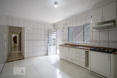 Casa à venda com 130m², 2 quartos e 2 vagasCozinha