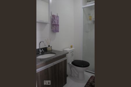 Banheiro de apartamento à venda com 1 quarto, 33m² em Barra Funda, São Paulo