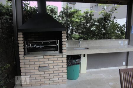 Apartamento à venda com 33m², 1 quarto e sem vagaÁrea comum - Churrasqueira