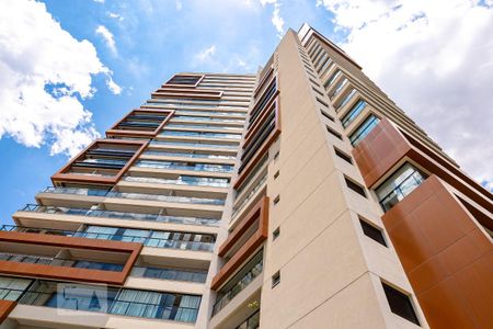 Fachada de kitnet/studio para alugar com 1 quarto, 43m² em Itaim Bibi, São Paulo