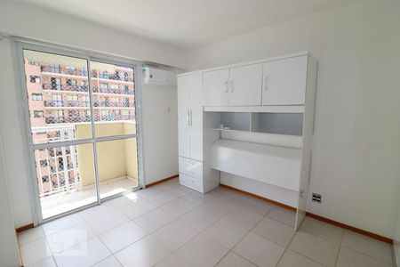 Suíte de apartamento à venda com 2 quartos, 70m² em São Cristóvão, Rio de Janeiro