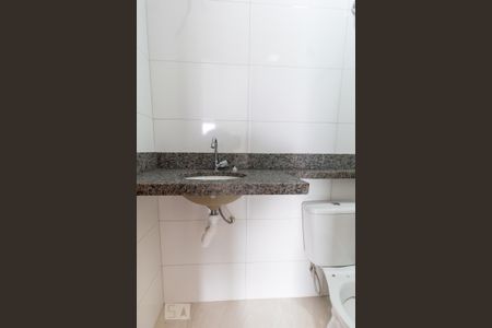 Apartamento para alugar com 67m², 2 quartos e 1 vaga Apartamento para alugar com 67m², 2 quartos e 1 vagaBanheiro 2