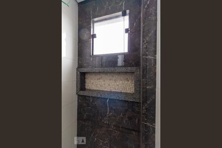 Apartamento para alugar com 67m², 2 quartos e 1 vaga Apartamento para alugar com 67m², 2 quartos e 1 vagaBanheiro da Suíte 1