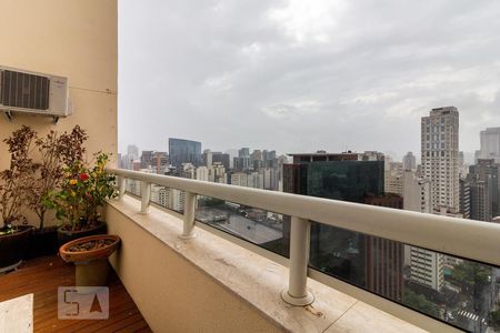 Apartamento à venda com 245m², 3 quartos e 5 vagasVaranda Suite 3