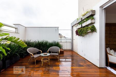 Varanda  de apartamento à venda com 3 quartos, 245m² em Itaim Bibi, São Paulo