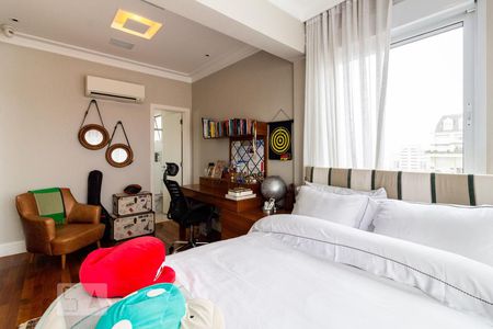 Apartamento à venda com 245m², 3 quartos e 5 vagasSuite 1