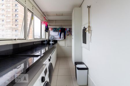 Apartamento à venda com 245m², 3 quartos e 5 vagasÁrea de Serviço