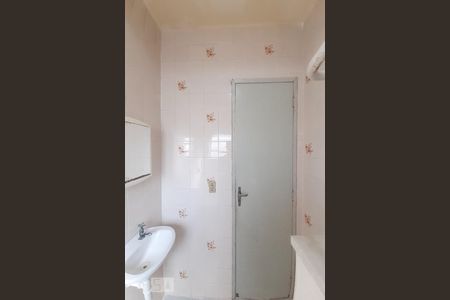 Casa para alugar com 70m², 2 quartos e sem vagaBanheiro de Serviço