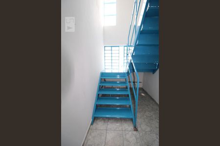 Escada de casa à venda com 5 quartos, 225m² em Residencial Burato, Campinas