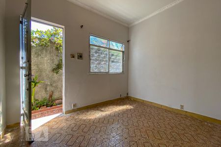 Sala de casa para alugar com 2 quartos, 90m² em Penha Circular, Rio de Janeiro
