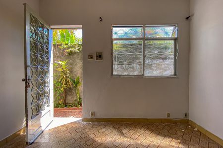 Sala de casa para alugar com 2 quartos, 90m² em Penha Circular, Rio de Janeiro