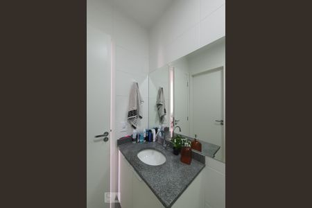 Apartamento para alugar com 34m², 2 quartos e 1 vaga Apartamento para alugar com 34m², 2 quartos e 1 vagaBanheiro