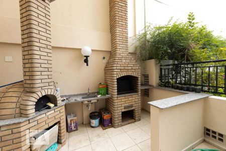 Apartamento à venda com 105m², 2 quartos e 2 vagasChurrasqueira