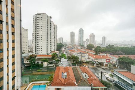Apartamento à venda com 105m², 2 quartos e 2 vagasVista da suíte 01
