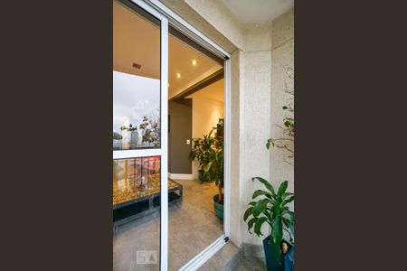 Apartamento à venda com 105m², 2 quartos e 2 vagasVaranda