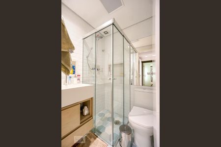 Apartamento à venda com 105m², 2 quartos e 2 vagasBanheiro da suíte 01