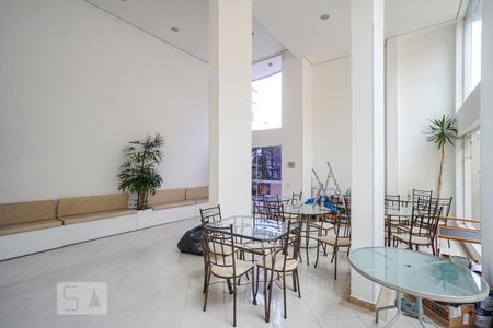 Apartamento à venda com 105m², 2 quartos e 2 vagasSalão de festas
