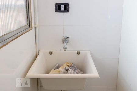 Apartamento à venda com 70m², 2 quartos e 1 vaga Apartamento à venda com 70m², 2 quartos e 1 vagaÁrea de Serviço