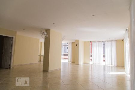 Apartamento para alugar com 58m², 2 quartos e 1 vaga Apartamento para alugar com 58m², 2 quartos e 1 vagaÁrea comum - Salão de festas