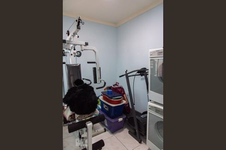 Casa à venda com 100m², 2 quartos e 2 vagas Casa à venda com 100m², 2 quartos e 2 vagasQuarto de serviço