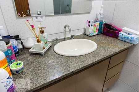 Casa à venda com 100m², 2 quartos e 2 vagas Casa à venda com 100m², 2 quartos e 2 vagasPia