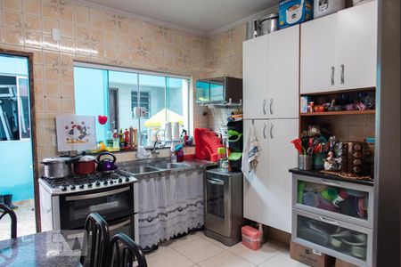 Casa à venda com 100m², 2 quartos e 2 vagas Casa à venda com 100m², 2 quartos e 2 vagasCozinha