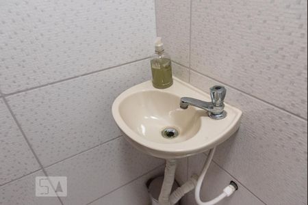 Casa à venda com 100m², 2 quartos e 2 vagas Casa à venda com 100m², 2 quartos e 2 vagasPia