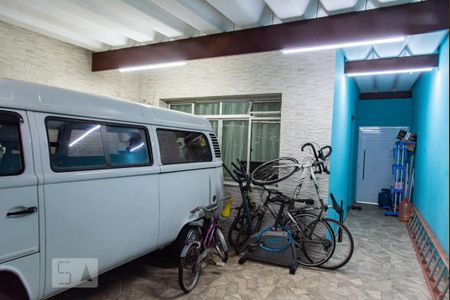 Casa à venda com 100m², 2 quartos e 2 vagas Casa à venda com 100m², 2 quartos e 2 vagasGaragem