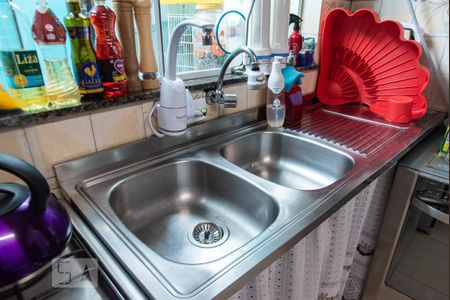 Casa à venda com 100m², 2 quartos e 2 vagas Casa à venda com 100m², 2 quartos e 2 vagasPia