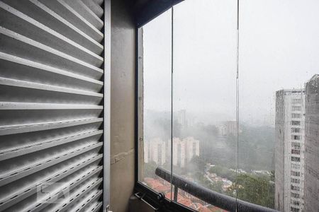 Apartamento para alugar com 370m², 5 quartos e 4 vagas Apartamento para alugar com 370m², 5 quartos e 4 vagasVaranda da suíte 2