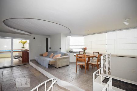 Apartamento para alugar com 370m², 5 quartos e 4 vagas Apartamento para alugar com 370m², 5 quartos e 4 vagasSala da cobertura