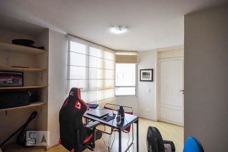 Apartamento para alugar com 370m², 5 quartos e 4 vagas Apartamento para alugar com 370m², 5 quartos e 4 vagasEscritório