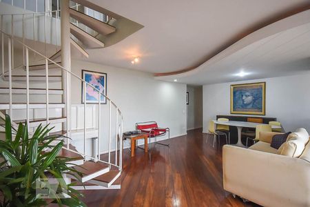 Apartamento para alugar com 370m², 5 quartos e 4 vagas Apartamento para alugar com 370m², 5 quartos e 4 vagasSala