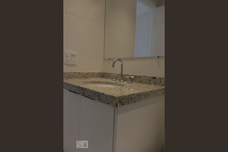 Apartamento à venda com 62m², 2 quartos e 2 vagasBanheiro Suíte - Detalhe