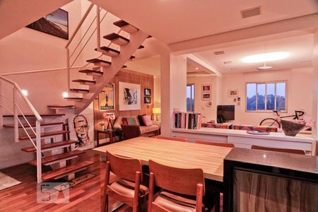 Apartamento à venda com 120m², 2 quartos e 2 vagasCozinha