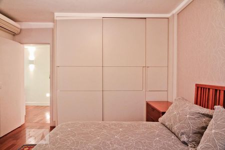 Apartamento à venda com 120m², 2 quartos e 2 vagasSuíte 2