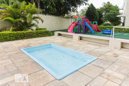 Apartamento à venda com 120m², 2 quartos e 2 vagasÁrea comum - Piscina